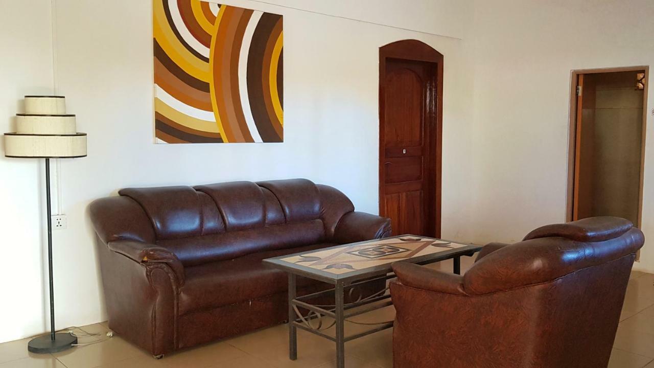 Kool Kampot Hotel Kültér fotó