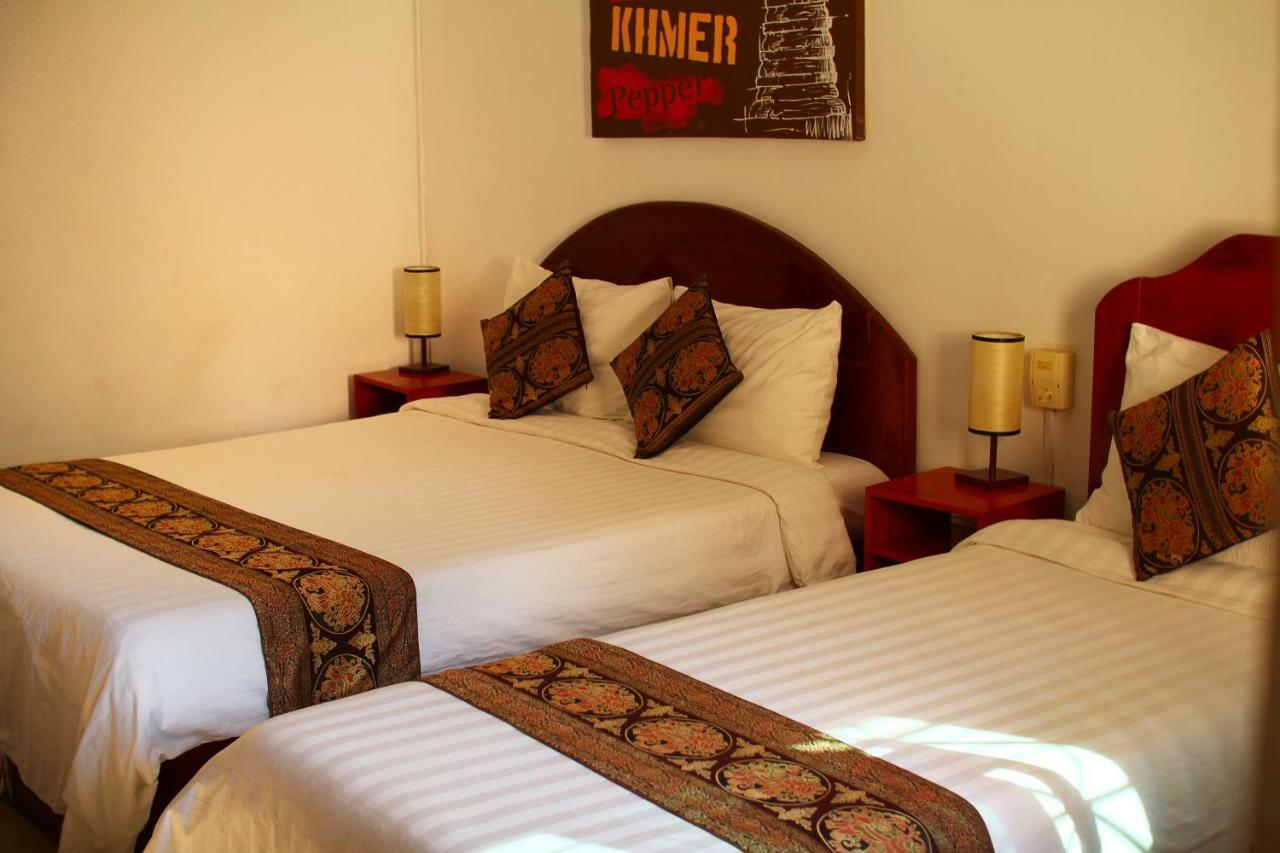 Kool Kampot Hotel Kültér fotó