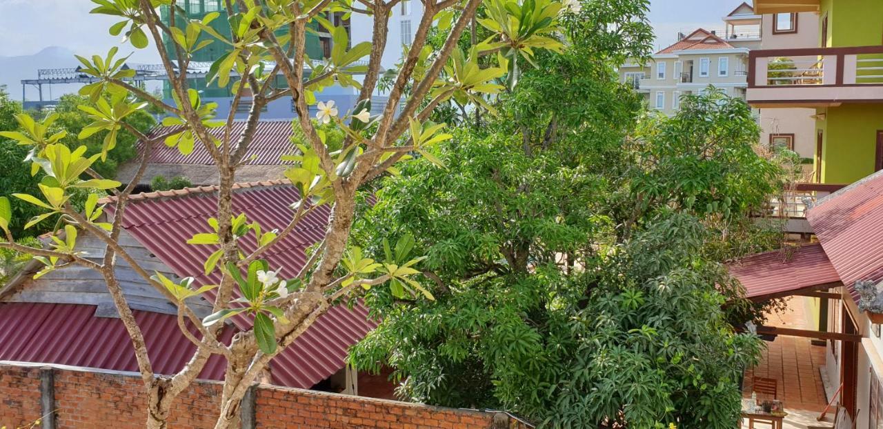 Kool Kampot Hotel Kültér fotó