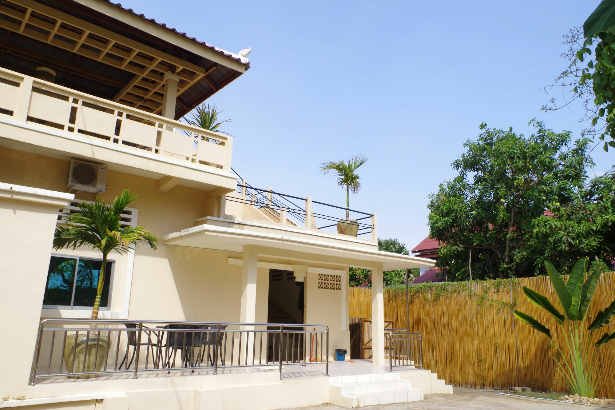 Kool Kampot Hotel Kültér fotó